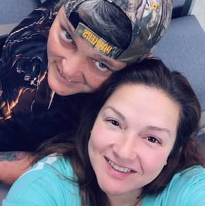 Meet your Posher, Leslie